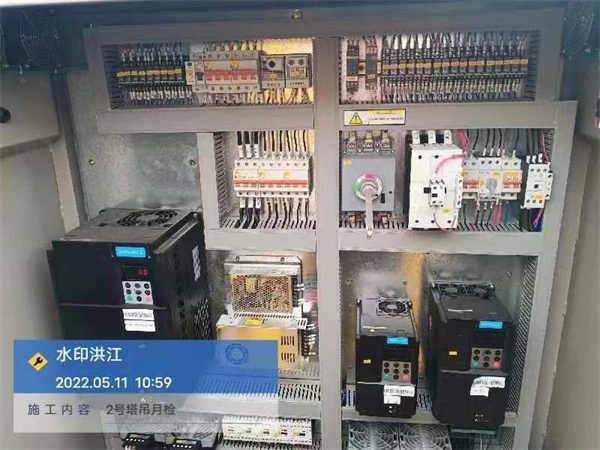 水映洪江項(xiàng)目-塔吊、電梯月檢